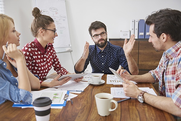 Meeting.jpg Meeting.jpg