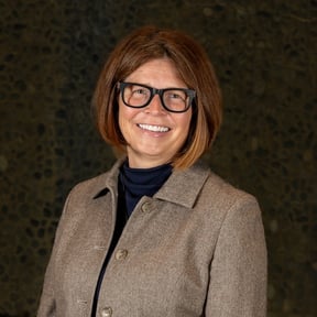 Dr. Sara Davis